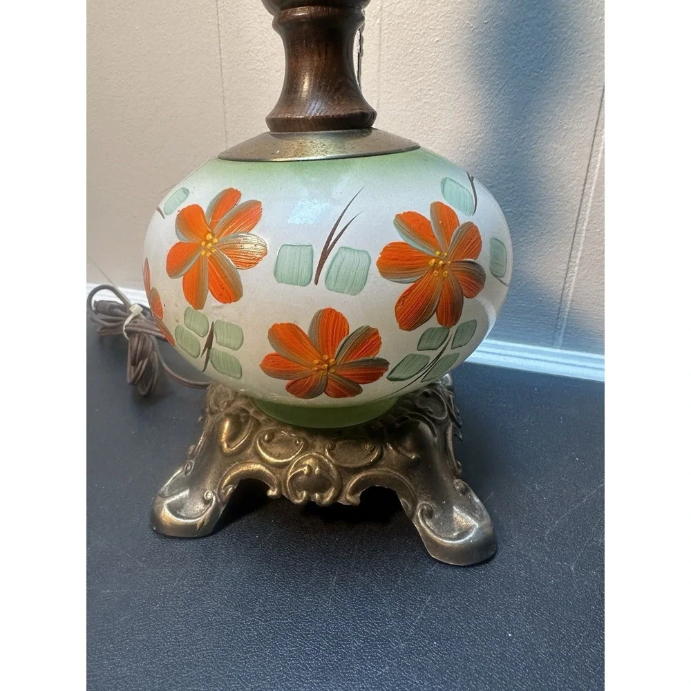 VTG Hand Painted Floral Globe Table Lamp 19